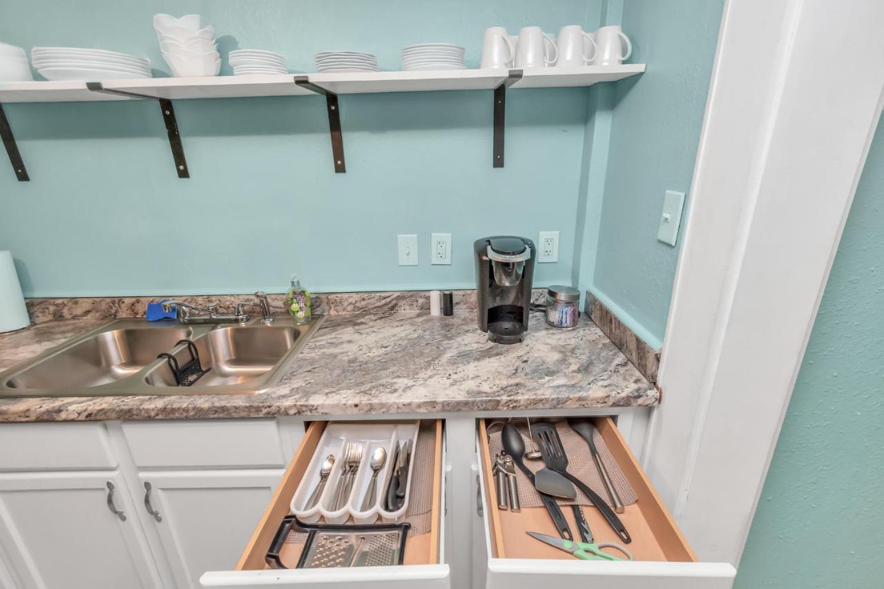 Galveston Studio - Sleeps 7 - Minutes To Beach !! المظهر الخارجي الصورة